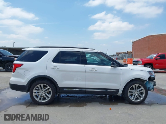 2017 Ford Explorer XLT с VIN 1FM5K7D81HGA98642, выставлен на аукционе IAAI как лот 42398111 с пробегом 140 601 миль миль и . История ставок и продаж доступна на DreamBid. Изображение 14.