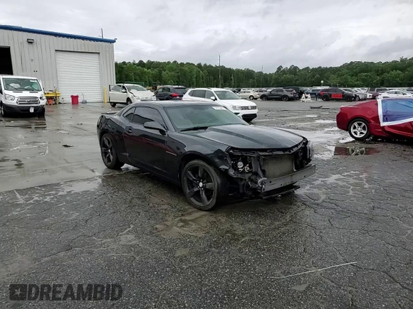 2014 Chevrolet Camaro LT z VIN 2G1FB1E33E9183655, wystawiony jako Copart lot #56163485 z przebiegiem 150 528 mil mil oraz Szkoda całkowita • Salvage title. Historia ofert i sprzedaży dostępna na DreamBid. Obrazek 13.