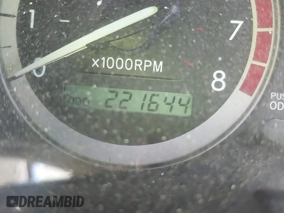 2004 Toyota Sienna XLE with VIN 5TDZA22CX4S043514, listed as a IAAI auction lot 42164904 with 221,644 mi miles. Bid and sale history available at carsss.com. Image 7.