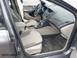 2014 Ford Focus SE with VIN 1FADP3F22EL395592, listed as a IAAI auction lot 41915197 with 103,537 mi miles. Bid and sale history available at carsss.com. Image 5.
