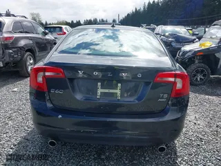 2013 Volvo S60 T5 with VIN YV1612FH5D2221369, listed as a IAAI auction lot 42019723 with 96,002 mi miles. Bid and sale history available at carsss.com. Image 16.
