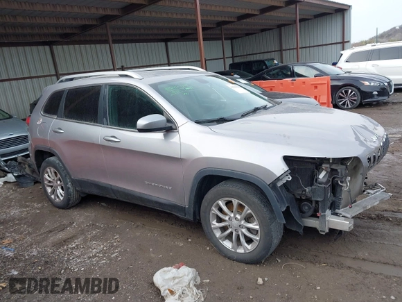2019 Jeep Cherokee Latitude with VIN 1C4PJLCBXKD247676, listed as a IAAI auction lot 41598599 with 149,815 mi miles. Bid and sale history available at carsss.com. Image 14.