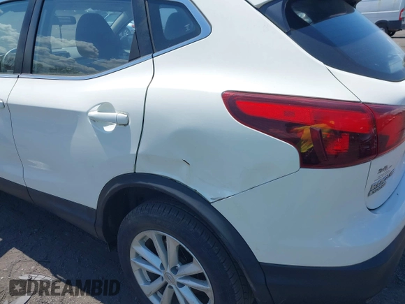 2017 Nissan Rogue Sport SL with VIN JN1BJ1CR1HW122612, listed as a IAAI auction lot 42126526 with 46,272 mi miles. Bid and sale history available at carsss.com. Image 6.
