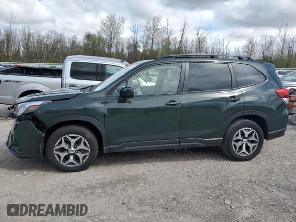 2023 Subaru Forester Premium z VIN JF2SKADCXPH469719, wystawiony jako Copart lot #56318445 z przebiegiem 34 547 mil mil oraz Szkoda całkowita • Salvage title. Historia ofert i sprzedaży dostępna na DreamBid. Obrazek 1.