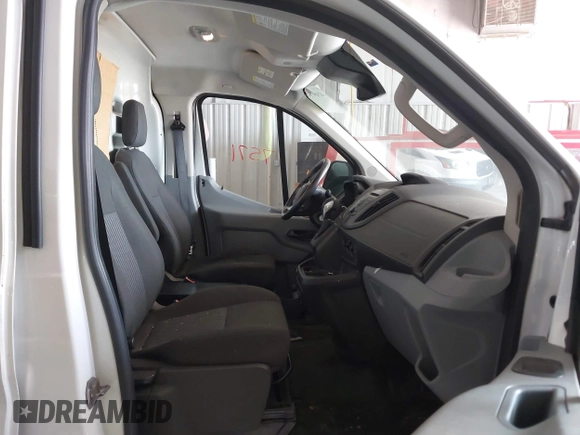 2016 Ford Transit Cargo z VIN 1FTYR1YM7GKB55438, wystawiony jako IAAI lot #42497571 z przebiegiem 66 612 mil mil oraz . Historia ofert i sprzedaży dostępna na DreamBid. Obrazek 5.