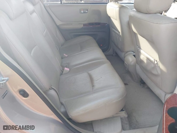 2004 Toyota Highlander with VIN JTEDP21A340025105, listed as a IAAI auction lot 41600732 with 221,239 mi miles. Bid and sale history available at carsss.com. Image 8.