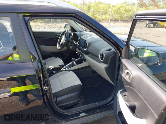 2022 Hyundai Venue SEL z VIN KMHRC8A32NU194242, wystawiony jako IAAI lot #42542113 z przebiegiem 22 869 mil mil oraz . Historia ofert i sprzedaży dostępna na DreamBid. Obrazek 5.