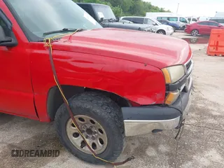 2006 Chevrolet Silverado 1500 Work Truck with VIN 3GCEC14X16G233965, listed as a IAAI auction lot 42055313 with Not Provided miles. Bid and sale history available at carsss.com. Image 13.