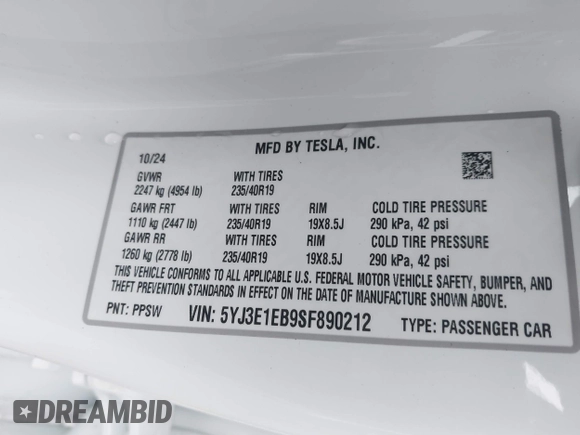 2025 Tesla Model 3 Long Range with VIN 5YJ3E1EB9SF890212, listed as a IAAI auction lot 41671411 with 3 mi miles and . Bid and sale history available at DreamBid. Image 9.