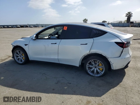 2021 Tesla Model Y Standard Range z VIN 5YJYGDED9MF110473, wystawiony jako Copart lot #53850085 z przebiegiem 46 242 mil mil oraz Szkoda całkowita • Salvage title. Historia ofert i sprzedaży dostępna na DreamBid. Obrazek 2.
