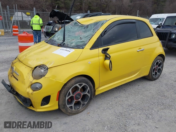 2016 FIAT 500 Turbo with VIN 3C3CFFHH2GT165364, listed as a IAAI auction lot 41610604 with 1 mi miles. Bid and sale history available at carsss.com. Image 2.