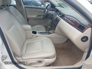 2007 Chevrolet Impala LTZ with VIN 2G1WU58R179210484, listed as a IAAI auction lot 42004368 with 153,837 mi miles and . Bid and sale history available at DreamBid. Image 5.