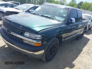 2001 Chevrolet Silverado 1500 LS with VIN 2GCEC19T311143952, listed as a IAAI auction lot 42053727 with 299,273 mi miles and . Bid and sale history available at DreamBid. Image 17.