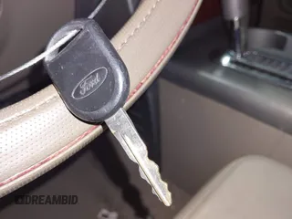 2008 Ford F-150 XLT с VIN 1FTPW14V18FB42925, выставлен на аукционе IAAI как лот 42619962 с пробегом 162 077 миль миль и . История ставок и продаж доступна на DreamBid. Изображение 11.