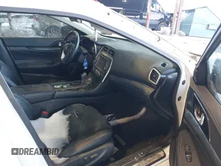 2020 Nissan Maxima Platinum with VIN 1N4AA6FV5LC385023, listed as a IAAI auction lot 41340116 with 82,924 mi miles and . Bid and sale history available at DreamBid. Image 5.