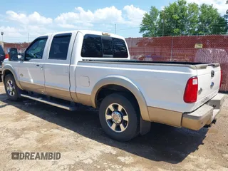 2011 Ford F-250 XL z VIN 1FT7W2AT9BEC40073, wystawiony jako IAAI lot #42199664 z przebiegiem 219 163 mil mil oraz . Historia ofert i sprzedaży dostępna na DreamBid. Obrazek 3.