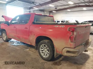 2019 Chevrolet Silverado 1500 LT with VIN 1GCUYDED2KZ133242, listed as a IAAI auction lot 41645716 with 129,803 mi miles. Bid and sale history available at carsss.com. Image 3.