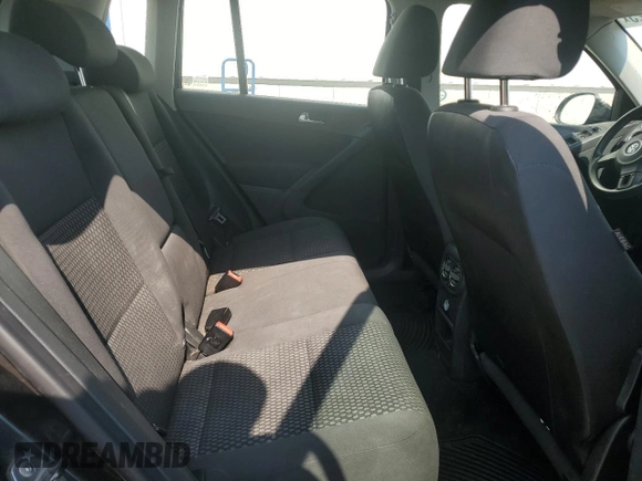 2011 Volkswagen Tiguan with VIN WVGCV7AX8BW511387, listed as a Copart auction lot 57284625 with 284,102 mi miles and Salvage title. Bid and sale history available at DreamBid. Image 11.