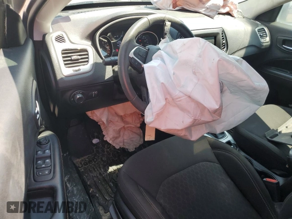2020 Jeep Compass Sport с VIN 3C4NJCAB8LT170148, выставлен на аукционе Copart как лот 68173654 с пробегом 57 642 миль миль и Списание • Salvage title. История ставок и продаж доступна на DreamBid. Изображение 8.
