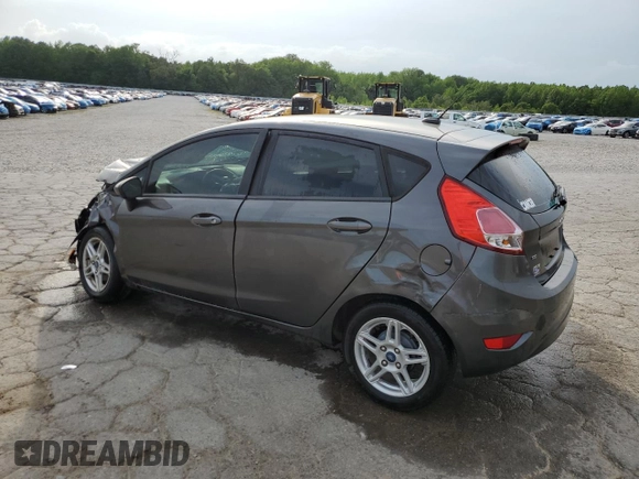 2019 Ford Fiesta SE z VIN 3FADP4EJ4KM115566, wystawiony jako Copart lot #55336615 z przebiegiem 202 912 mil mil oraz Szkoda całkowita • Salvage title. Historia ofert i sprzedaży dostępna na DreamBid. Obrazek 2.