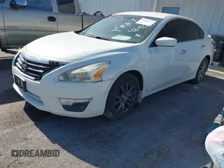2015 Nissan Altima 2.5 z VIN 1N4AL3AP4FC469081, wystawiony jako IAAI lot #41982777 z przebiegiem 208 731 mil mil oraz . Historia ofert i sprzedaży dostępna na DreamBid. Obrazek 2.