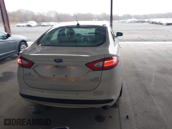2016 Ford Fusion SE with VIN 1FA6P0HD3G5133027, listed as a IAAI auction lot 41843634 with 112,896 mi miles. Bid and sale history available at carsss.com. Image 16.