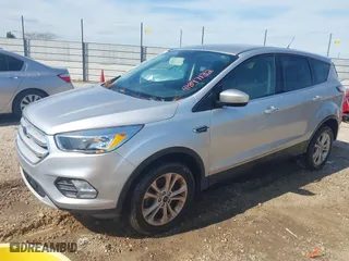 2017 Ford Escape SE with VIN 1FMCU0GD0HUB35831, listed as a IAAI auction lot 41897132 with 213,117 mi miles. Bid and sale history available at carsss.com. Image 17.