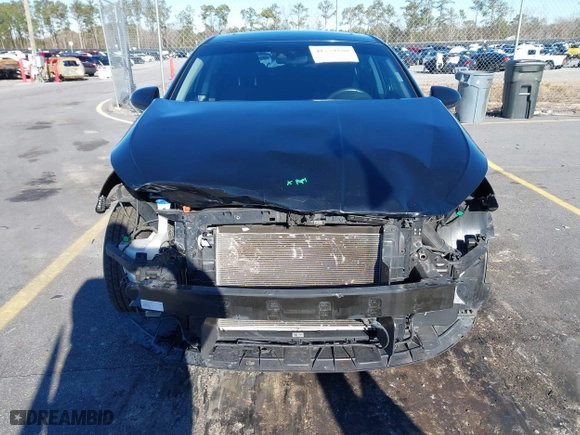 2020 Hyundai Elantra Value Edition with VIN 5NPD84LF7LH528370, listed as a IAAI auction lot 41253580 with 50,196 mi miles. Bid and sale history available at carsss.com. Image 13.