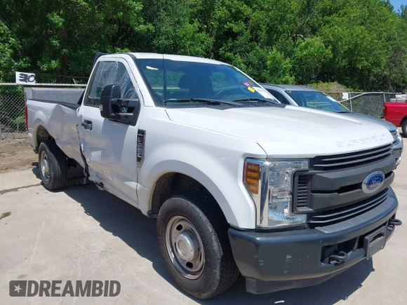 2019 Ford Super Duty F-250 SRW XL with VIN 1FTBF2A64KED15573, listed as a IAAI auction lot 42090750 with 44,742 mi miles. Bid and sale history available at carsss.com. Image 1.
