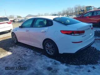 2019 Kia Optima LX with VIN 5XXGT4L33KG339985, listed as a IAAI auction lot 41218499 with 119,007 mi miles. Bid and sale history available at carsss.com. Image 3.