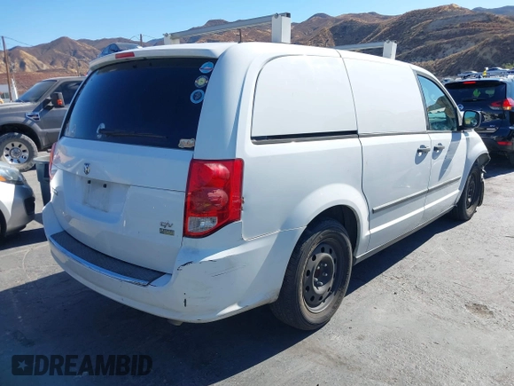 2014 Ram Cargo Van Tradesman with VIN 2C4JRGAG3ER379605, listed as a IAAI auction lot 40914636 with 156,793 mi miles. Bid and sale history available at carsss.com. Image 4.