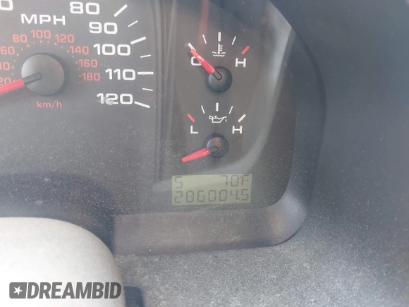 2006 Ford F-150 XLT with VIN 1FTRW12W36FA73513, listed as a IAAI auction lot 41910620 with 286,004 mi miles. Bid and sale history available at carsss.com. Image 7.