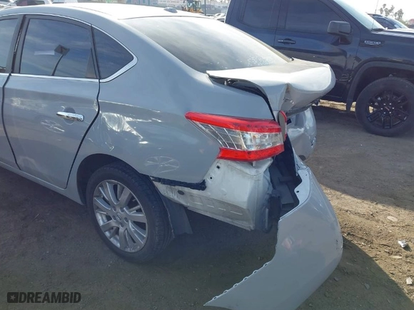 2014 Nissan Sentra SV with VIN 3N1AB7AP5EY279142, listed as a IAAI auction lot 41491575 with 125,424 mi miles. Bid and sale history available at carsss.com. Image 14.