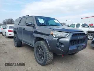 2015 Toyota 4Runner SR5 with VIN JTEZU5JRXF5091016, listed as a IAAI auction lot 41592829 with 196,988 mi miles and . Bid and sale history available at DreamBid. Image 1.