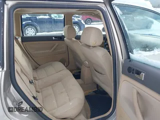 2004 Volkswagen Passat GLS z VIN WVWVD63B14E178308, wystawiony jako IAAI lot #41346616 z przebiegiem 188 238 mil mil oraz . Historia ofert i sprzedaży dostępna na DreamBid. Obrazek 8.
