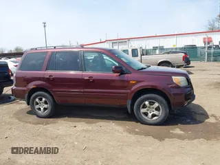 2008 Honda Pilot EX-L z VIN 5FNYF18788B017120, wystawiony jako IAAI lot #42053938 z przebiegiem 150 595 mil mil oraz . Historia ofert i sprzedaży dostępna na DreamBid. Obrazek 13.