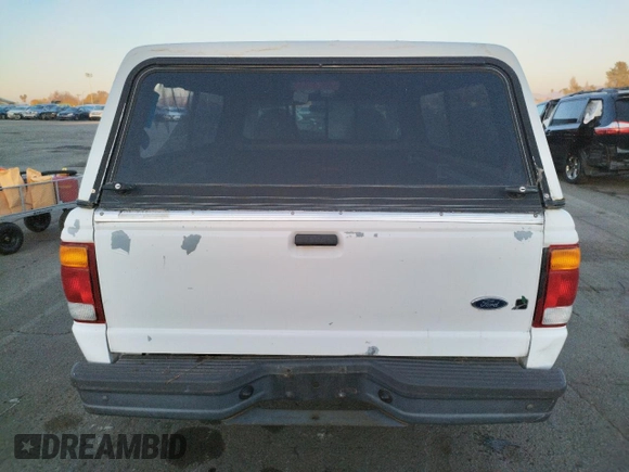 1999 Ford Ranger XL with VIN 1FTYR10V4XUB32661, listed as a Copart auction lot 83122484 with 105,798 mi miles and Clean Title. Bid and sale history available at carsss.com. Image 6.