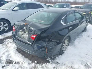 2017 Nissan Altima SV with VIN 1N4AL3AP6HC485933, listed as a IAAI auction lot 41694255 with 140,251 mi miles and . Bid and sale history available at carsss.com. Image 4.
