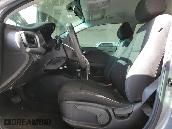 2021 Kia Rio LX with VIN 3KPA24AD8ME365594, listed as a Copart auction lot 70872864 with 68,808 mi miles and Salvage Title. Bid and sale history available at DreamBid. Image 7.