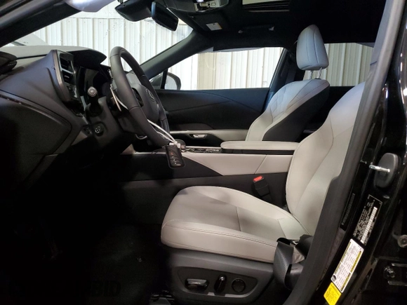2024 Lexus RX 350 with VIN 2T2BAMCA5RC084462, listed as a Copart auction lot 48794065 with 10,142 mi miles and Salvage Title. Bid and sale history available at DreamBid. Image 7.