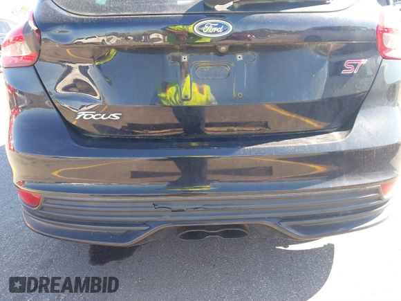 2018 Ford Focus ST with VIN 1FADP3L94JL247066, listed as a IAAI auction lot 41864787 with 160,135 mi miles and . Bid and sale history available at DreamBid. Image 21.
