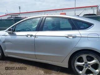 2016 Ford Fusion SE with VIN 3FA6P0HD8GR238708, listed as a IAAI auction lot 42072560 with 150,536 mi miles. Bid and sale history available at carsss.com. Image 14.