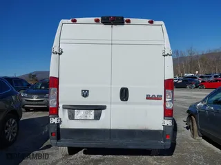 2019 Ram ProMaster Cargo Van with VIN 3C6TRVCG0KE518992, listed as a IAAI auction lot 41358986 with 136,975 mi miles. Bid and sale history available at carsss.com. Image 17.