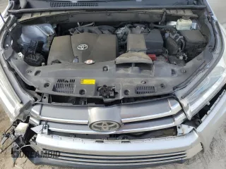 2018 Toyota Highlander Limited with VIN 5TDYZRFH6JS246060, listed as a Copart auction lot 56359525 with 196,151 mi miles and Salvage title. Bid and sale history available at DreamBid. Image 12.