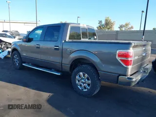 2014 Ford F-150 XL z VIN 1FTFW1CT0EFB69945, wystawiony jako IAAI lot #42507421 z przebiegiem 141 167 mil mil oraz . Historia ofert i sprzedaży dostępna na DreamBid. Obrazek 3.