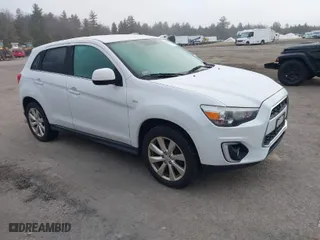 2015 Mitsubishi Outlander Sport SE with VIN 4A4AR4AUXFE007612, listed as a IAAI auction lot 41794281 with 175,055 mi miles. Bid and sale history available at carsss.com. Image 1.