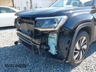 2024 Volkswagen Atlas SE with VIN 1V2JR2CA5RC532574, listed as a IAAI auction lot 41640988 with 24,048 mi miles and . Bid and sale history available at DreamBid. Image 17.