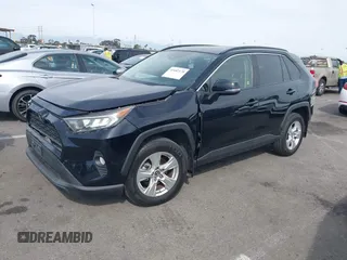 2019 Toyota RAV4 XLE with VIN JTMW1RFV7KJ011556, listed as a IAAI auction lot 41682178 with 72,795 mi miles. Bid and sale history available at carsss.com. Image 17.