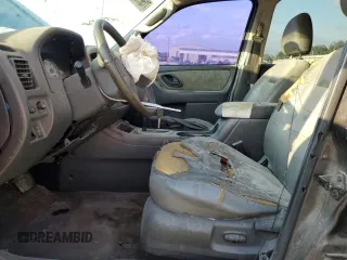 2006 Ford Escape XLT с VIN 1FMYU03186KB35165, выставлен на аукционе Copart как лот 71563254 с пробегом 206 450 миль миль и Чистый • Clean title. История ставок и продаж доступна на DreamBid. Изображение 7.