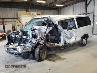 2008 Ford Econoline Passenger XL with VIN 1FBNE31L78DA50484, listed as a Copart auction lot 69711734 with Not Provided miles and Salvage Title. Bid and sale history available at carsss.com. Image 1.